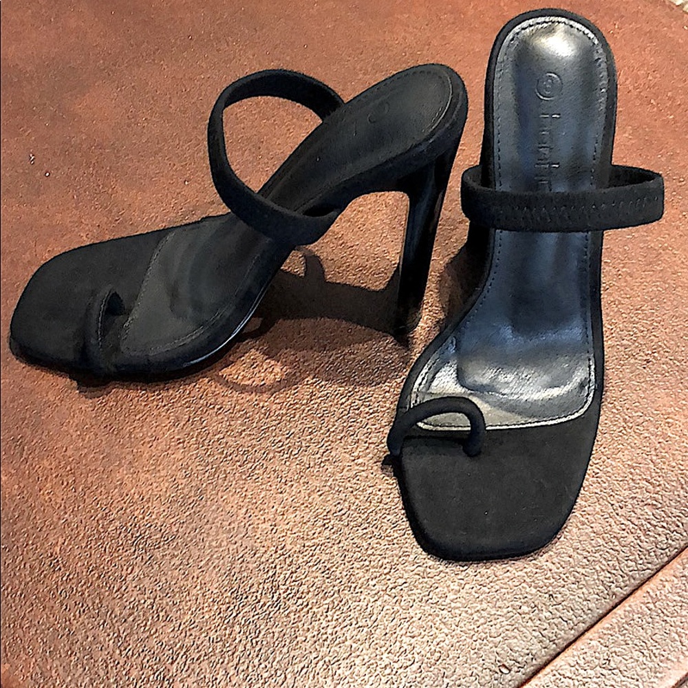 Boohoo single strap heels